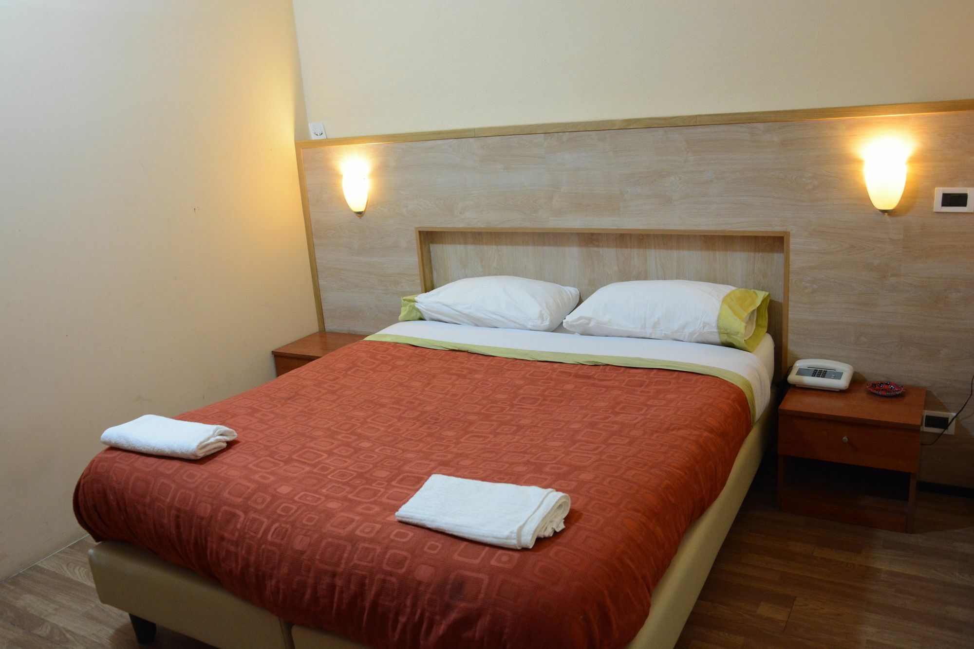 ג'נובה Albergo Royal מראה חיצוני תמונה