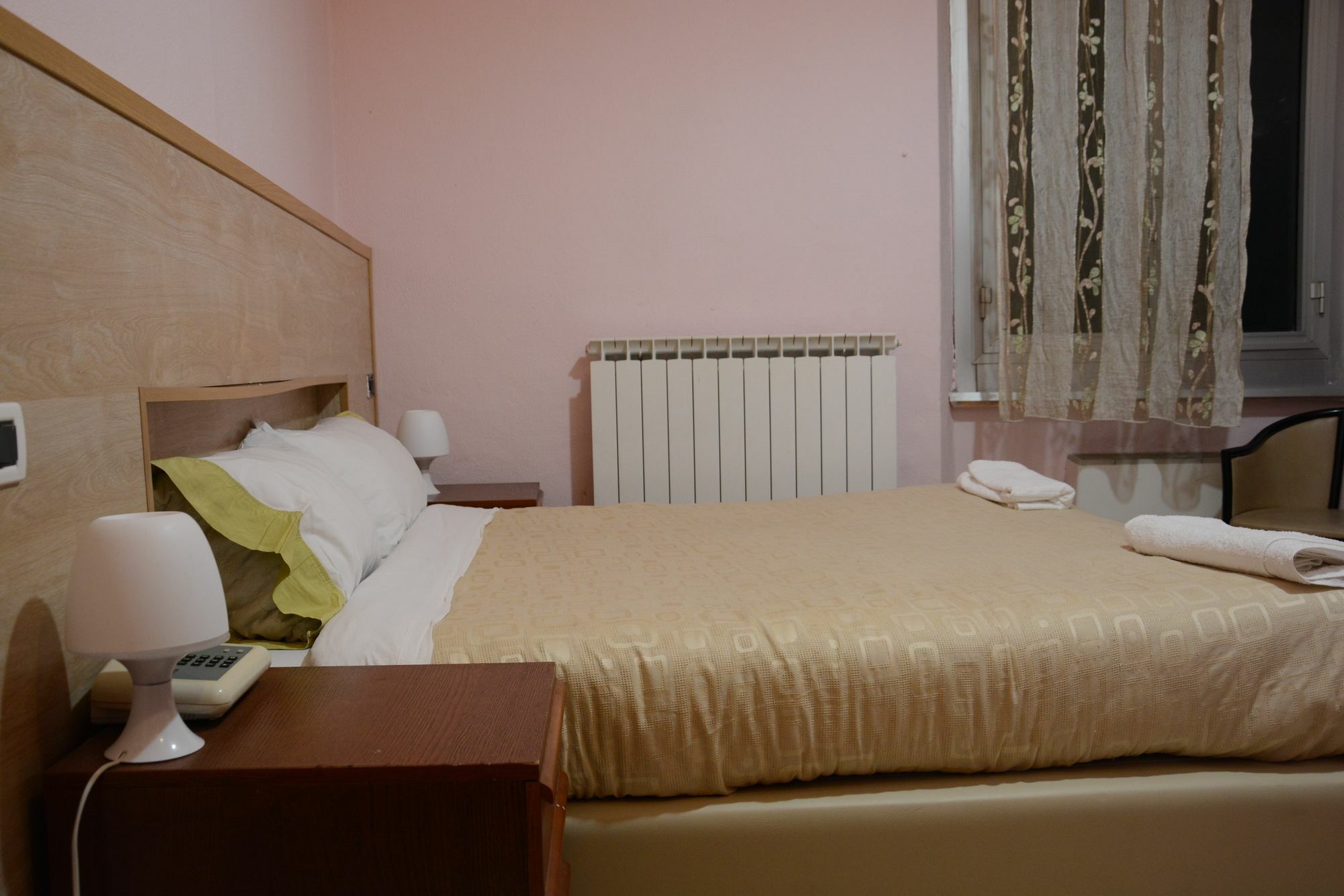 ג'נובה Albergo Royal מראה חיצוני תמונה